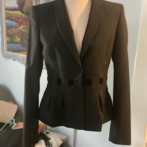 Women’s suit